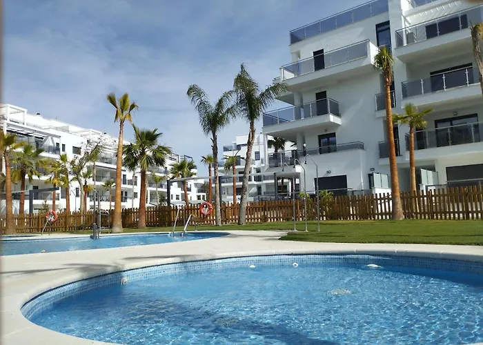 Lola Home Aguacate Beach