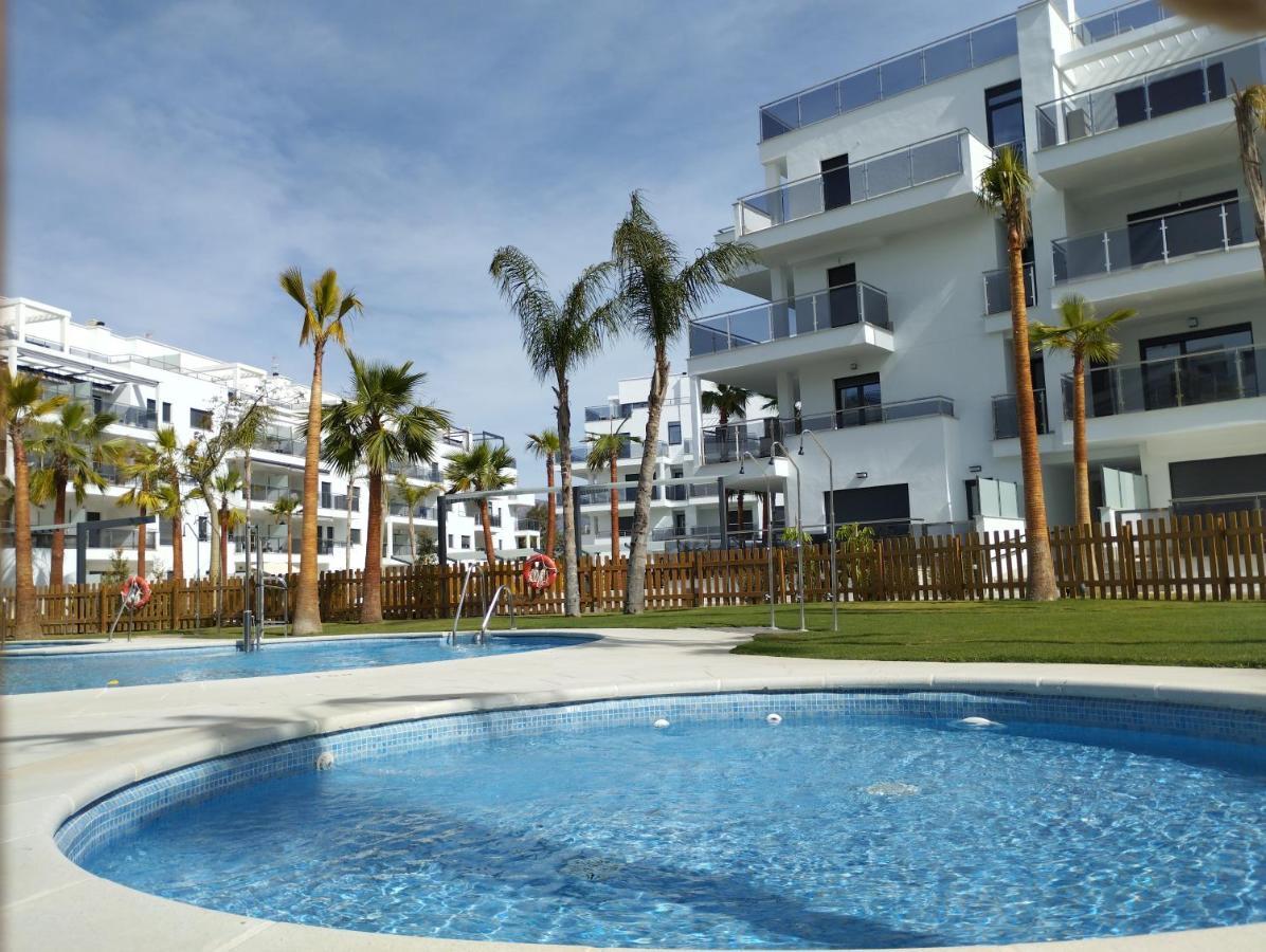Lola Aguacate * Motril